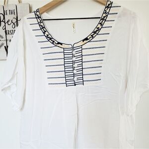 Ire Fashion Women's Size XXXL Embroidered White Blouse